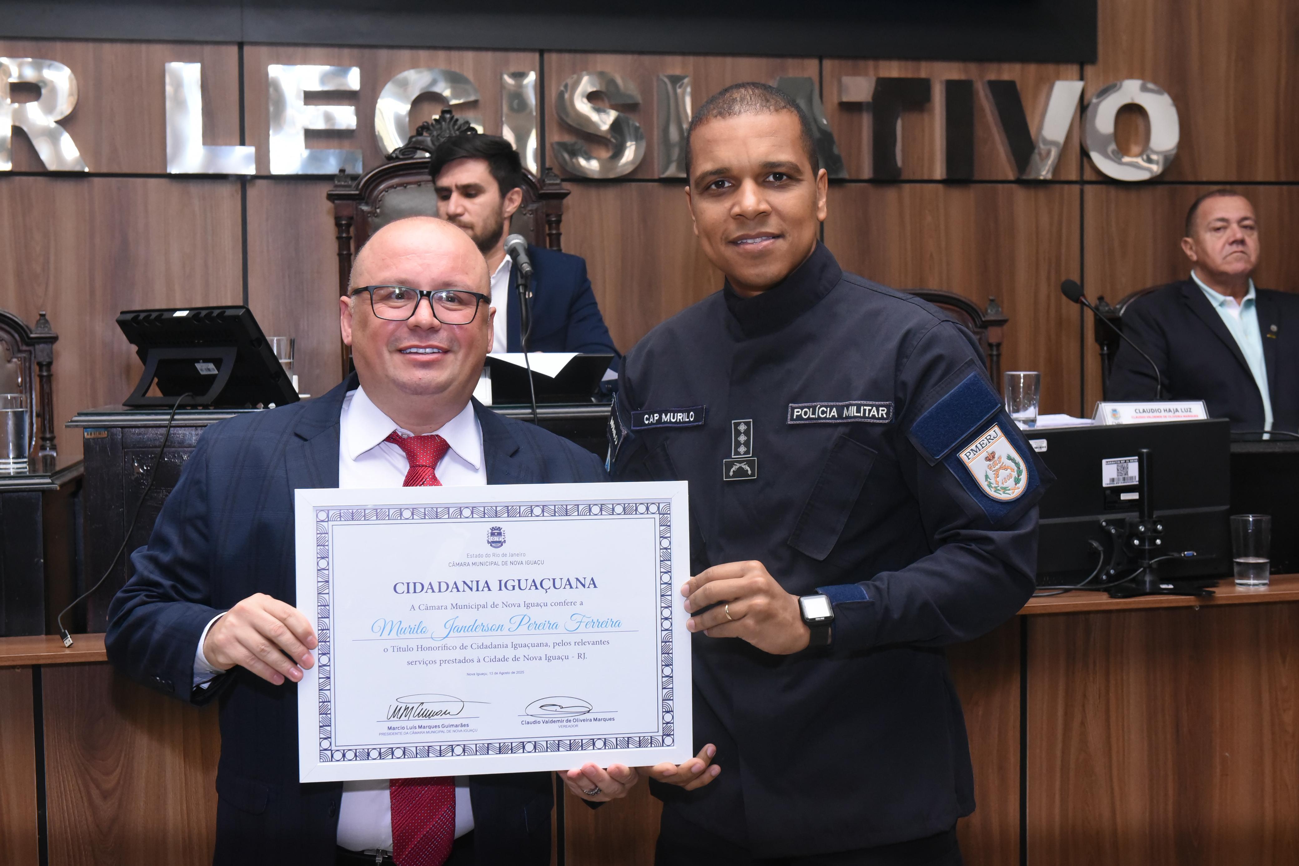 Ver Haja Luz concede ao capitão da PM Murilo Pereira o Título de Cidadania Iguaçuana