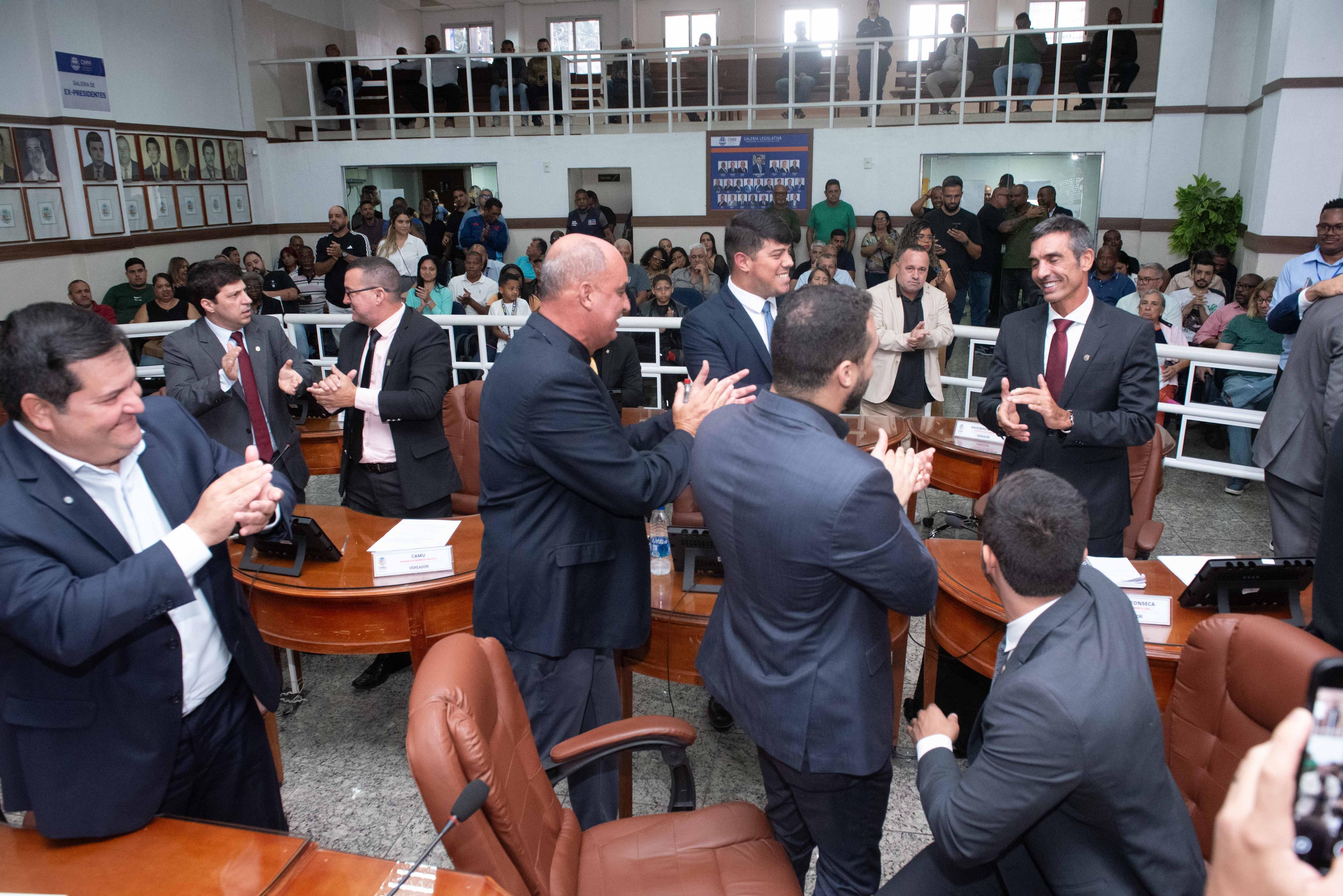 À direita o aniversáriante ver Marcio Fonseca