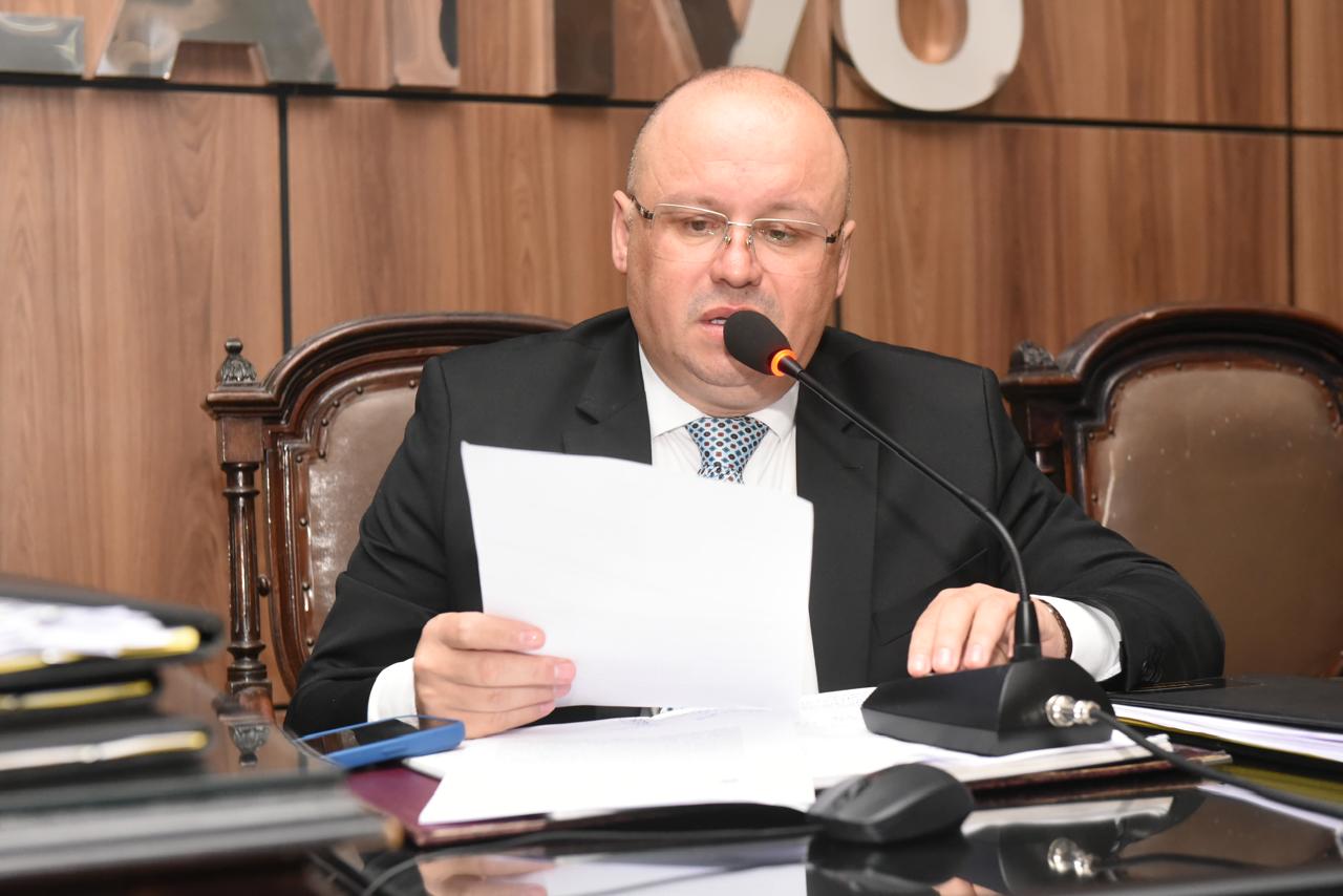 Ver Claudio Haja Luz agradece a aprovação do seu projeto