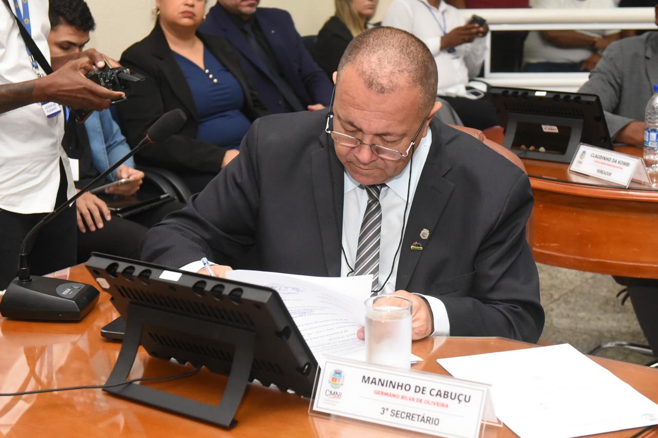 Ver Maninho: análise à mensagem do Executivo