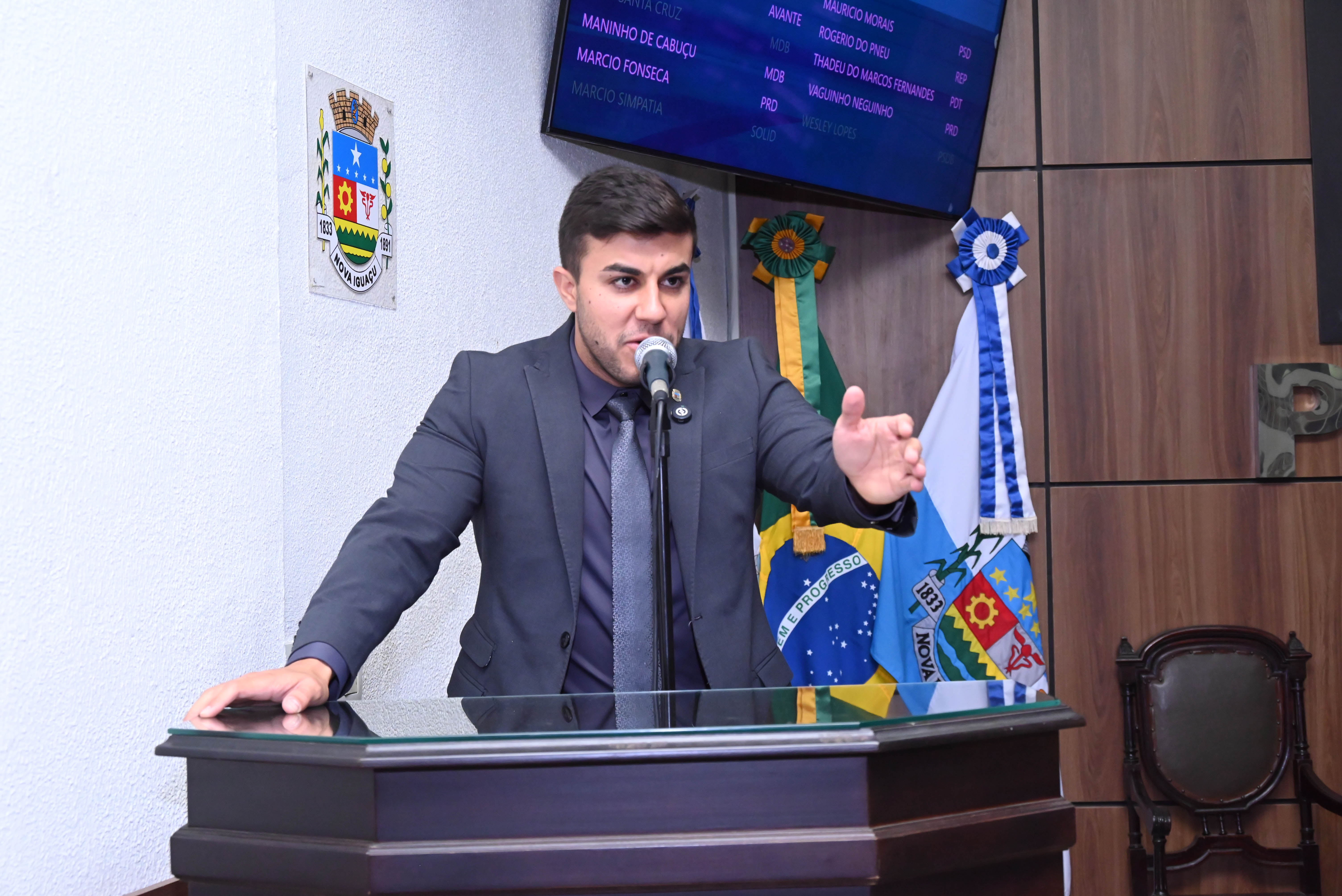 Ver Danielzinho convida para evento em homenagem ao Dia das Crianças, 12 outubro, a ser realizado na Rua Larga, em Santa Rita