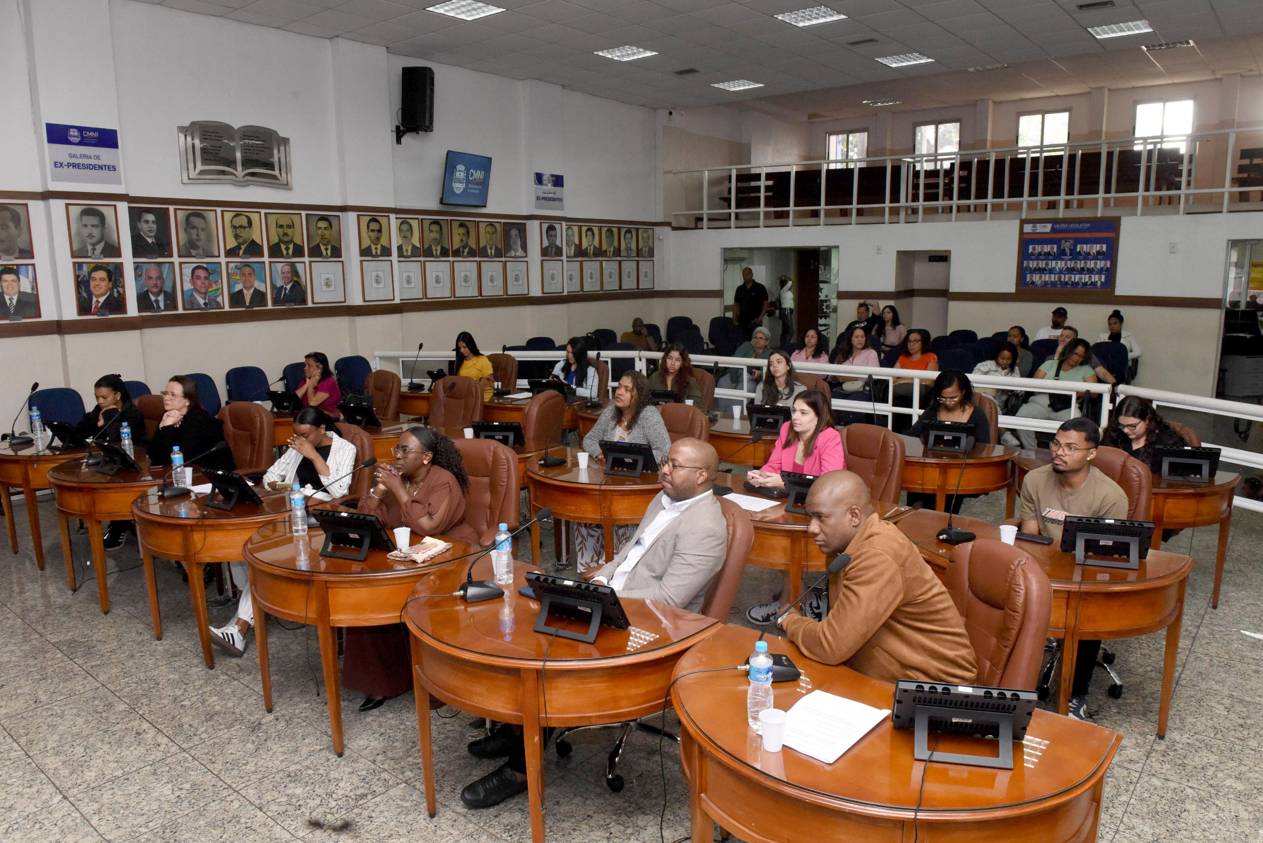 Universidade - CMNI: construção de diálogos