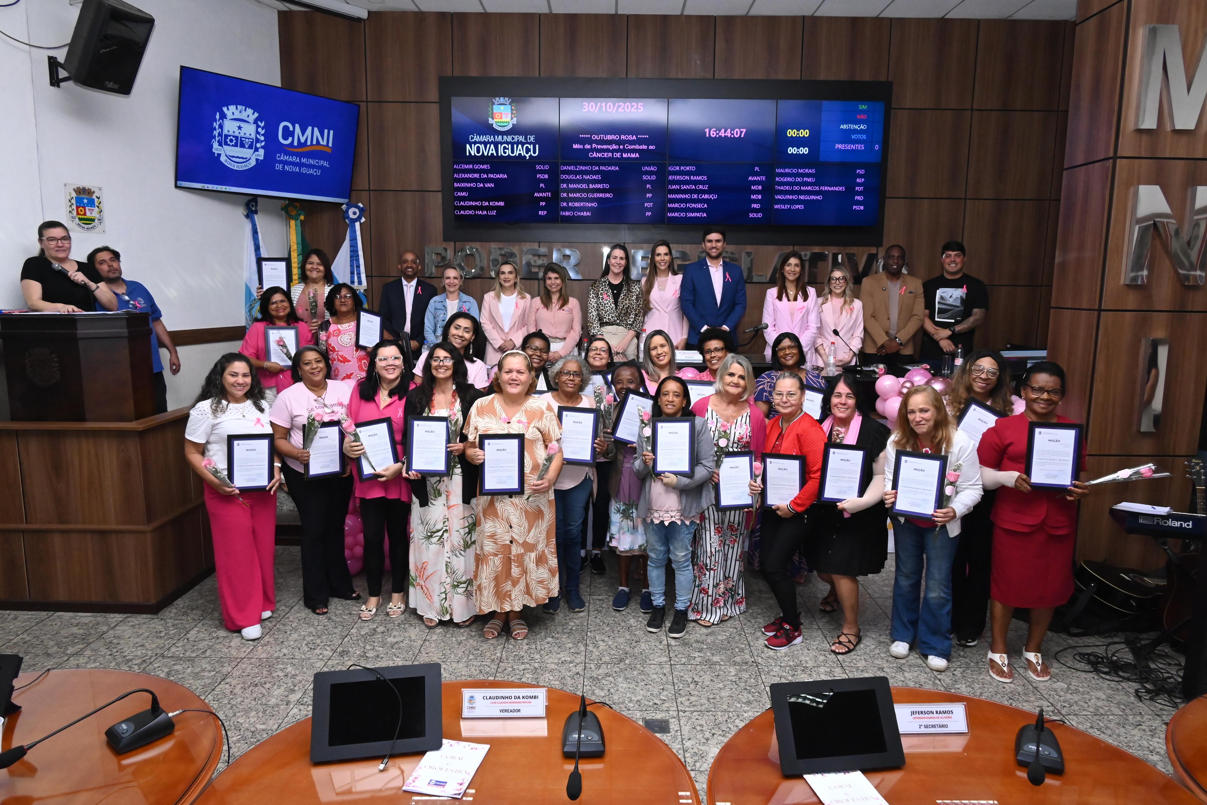 Mulheres de luta e coragem são homenageadas