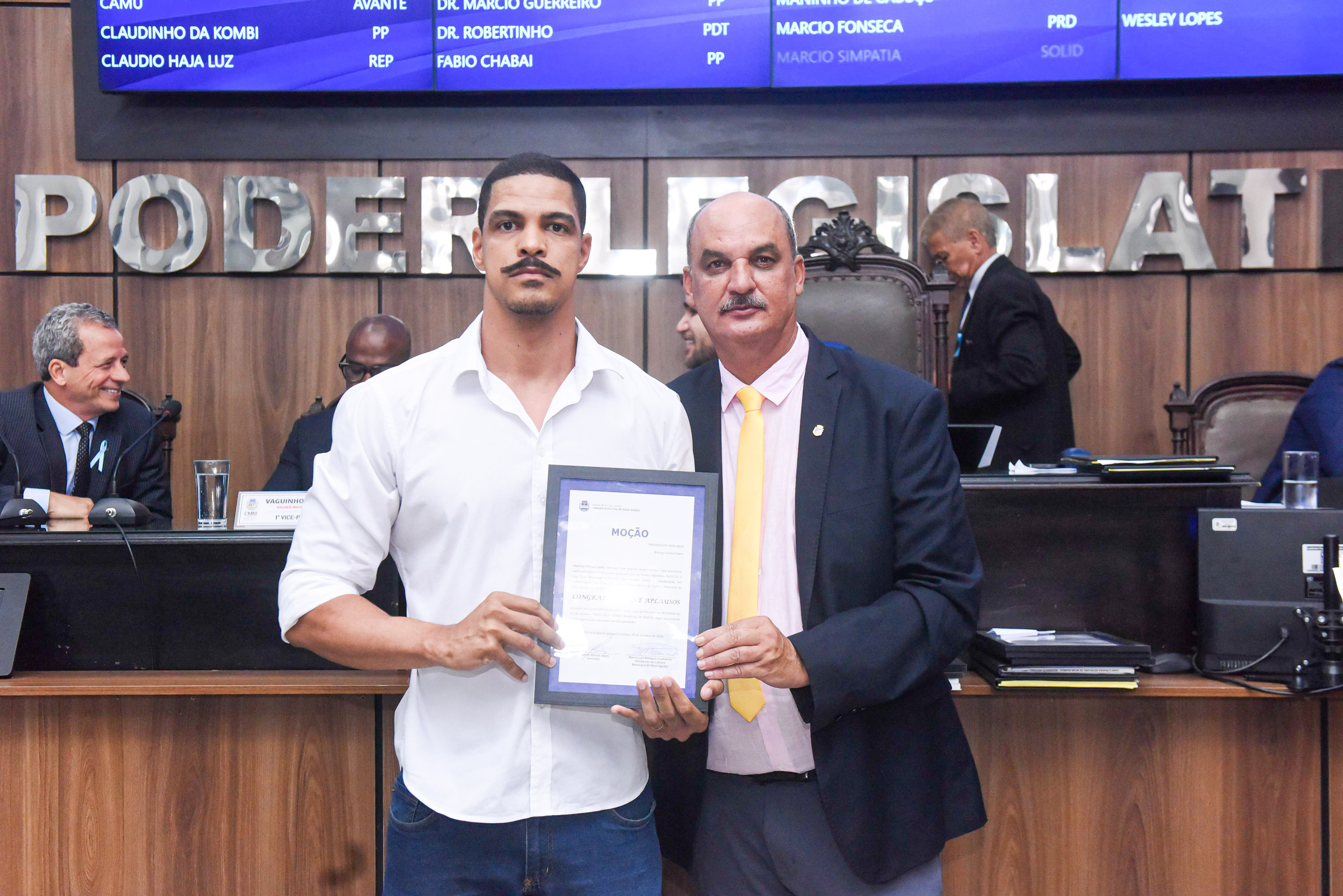 Cabo PM Rodrigo Rocha e ver Mauricio Morais