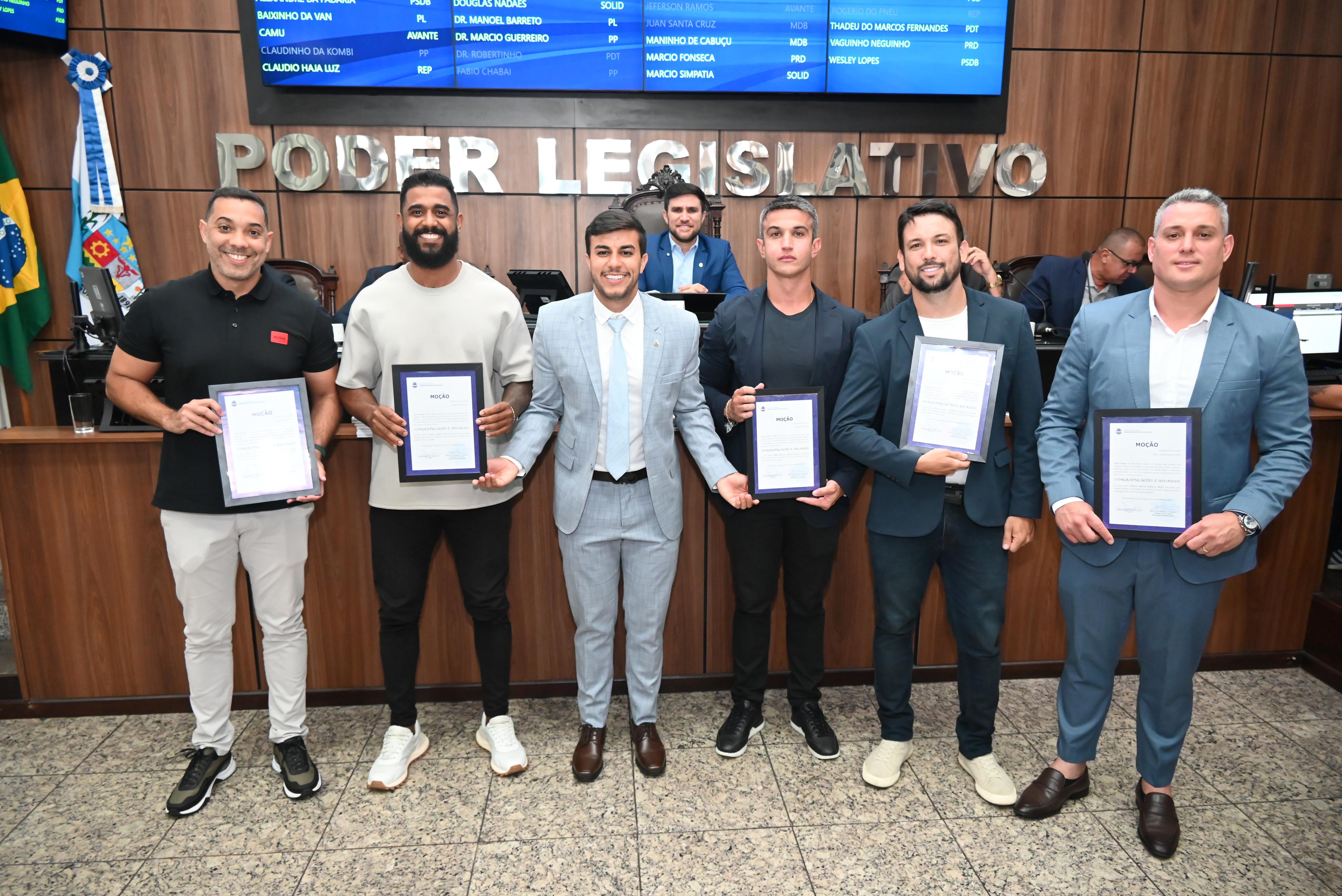 Empresários de Nova Iguaçu são reconhecidos pelo vereador Danielzinho da Padaria