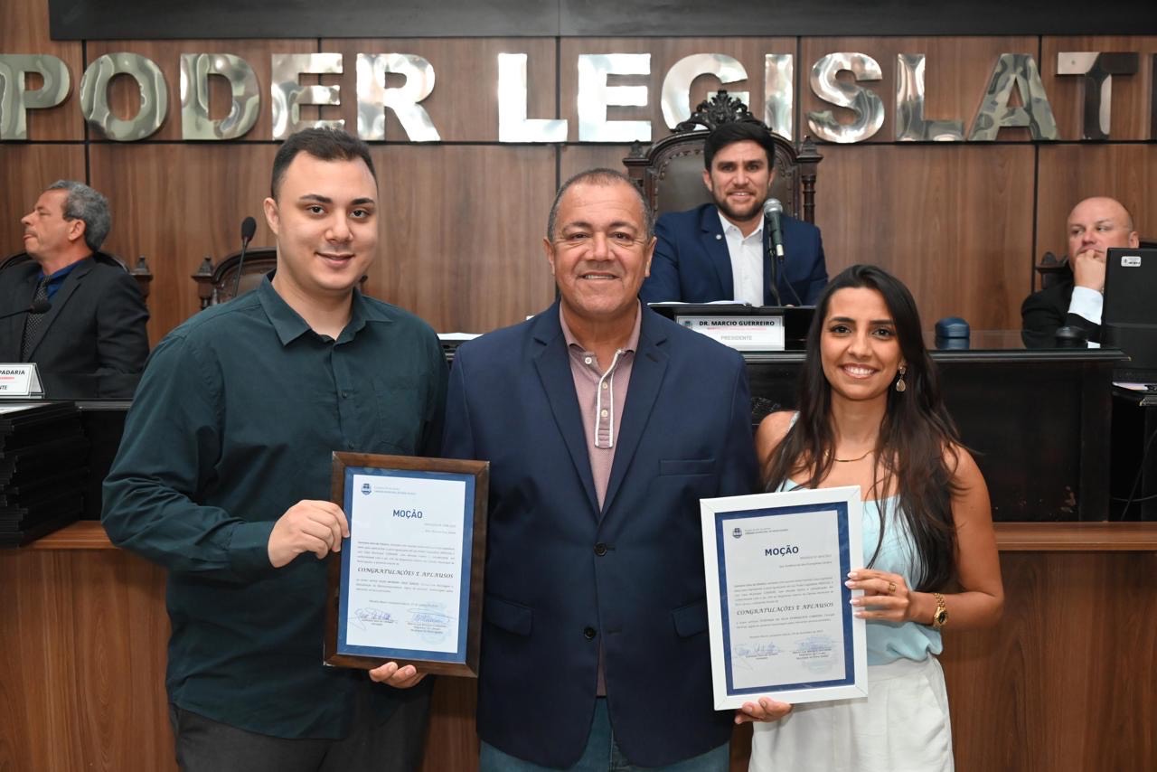 Tecnólogo Elias Cruz e a dentista Estefânia Silva, homenageados do vereador Maninho de Cabuçu