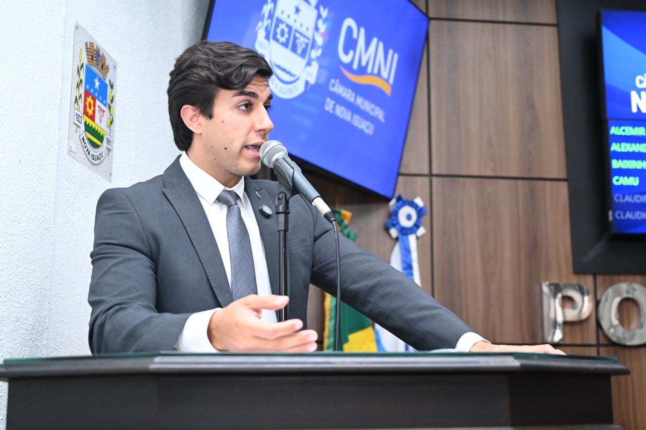 Ver Danielzinho comemora a inauguração da 2ª Casa da Juventude na cidade, agora no bairro Santa Rita; a 1ª já está em funcionamento no bairro  Califórnia