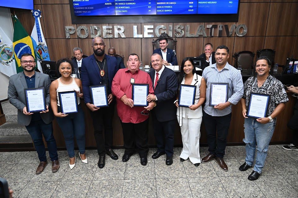 Personalidades iguaçuanas, de diversos segmentos profissionais, são condecoradas pelo vereador Maninho de Cabuçu
